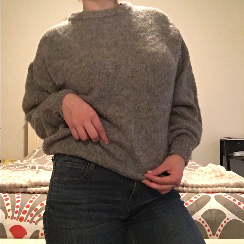 Billowy Gray Sweater